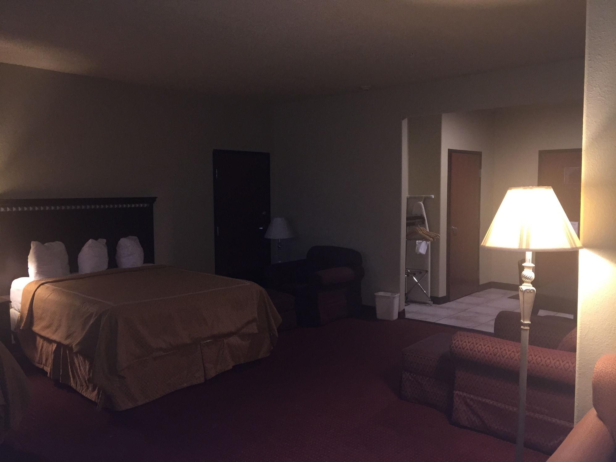 לארדו Comfort Suites מראה חיצוני תמונה