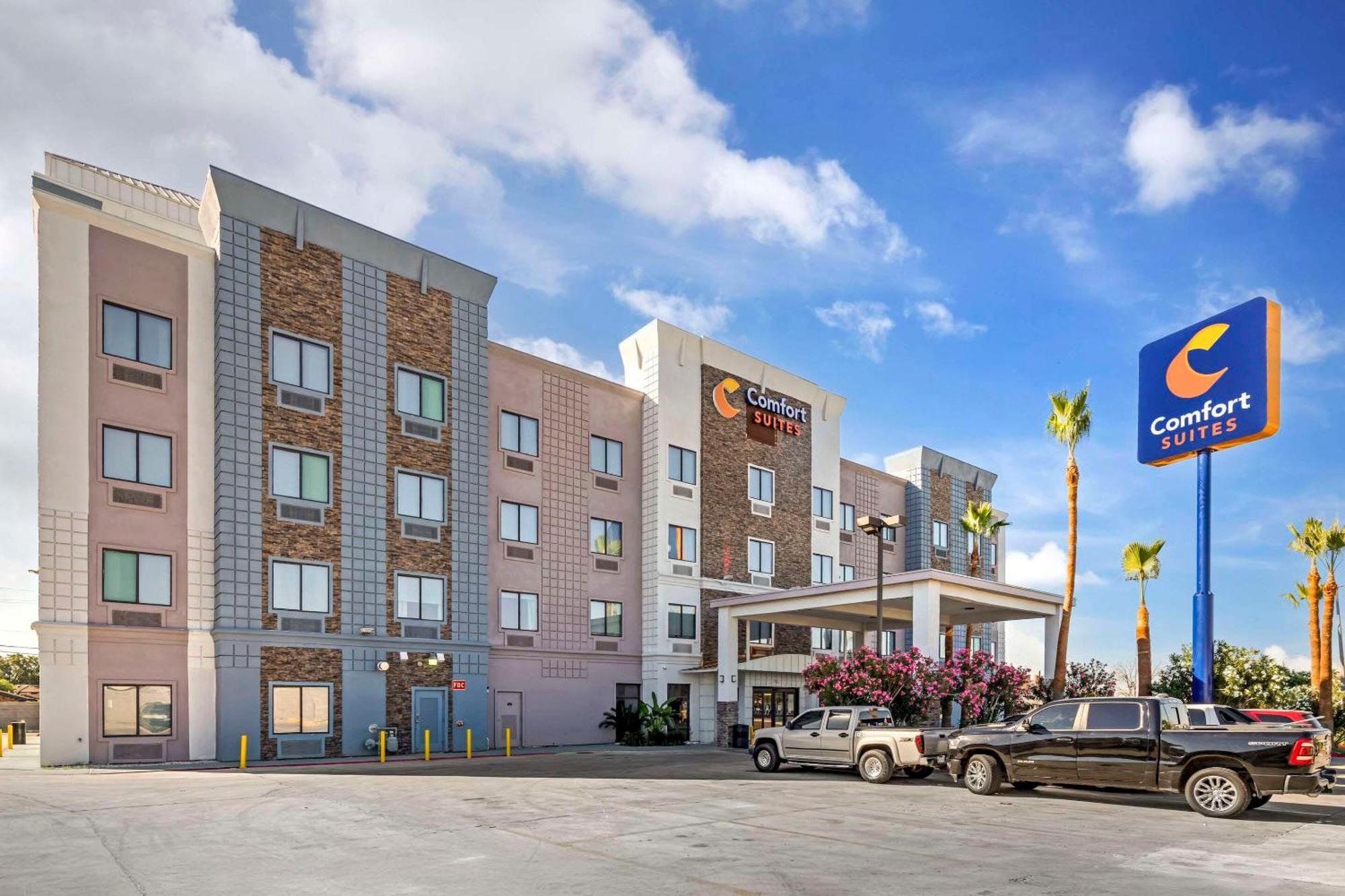 לארדו Comfort Suites מראה חיצוני תמונה