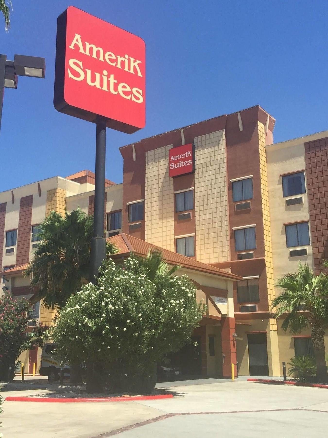לארדו Comfort Suites מראה חיצוני תמונה